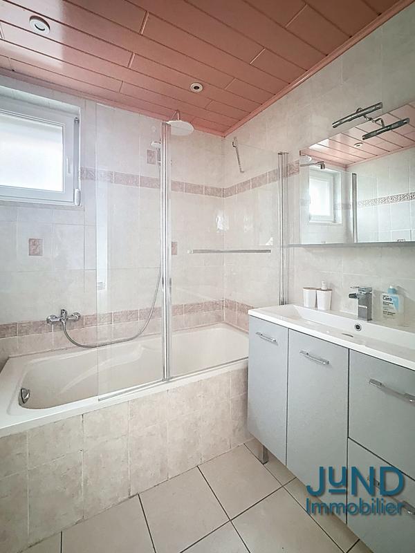 Maison - 100 m² - 4 pièces