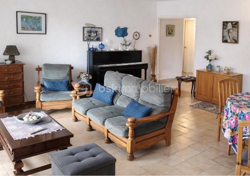 Appartement - 95 m² - 3 pièces