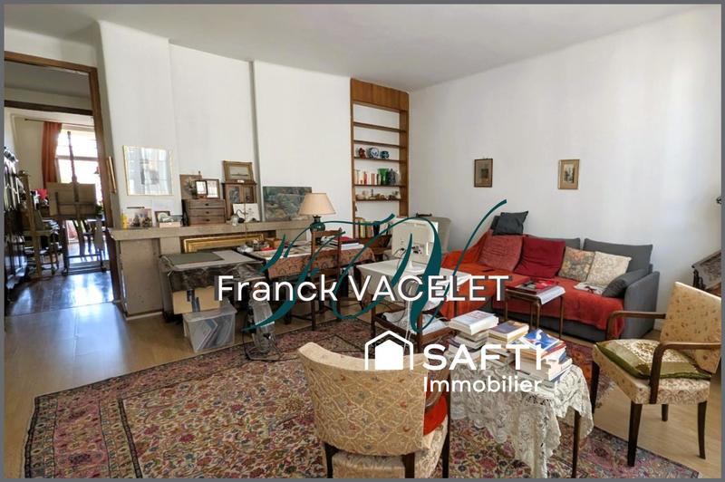 Maison - 310 m² - 5 pièces