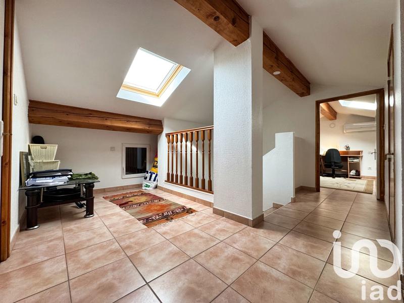 Maison - 225 m² - 7 pièces