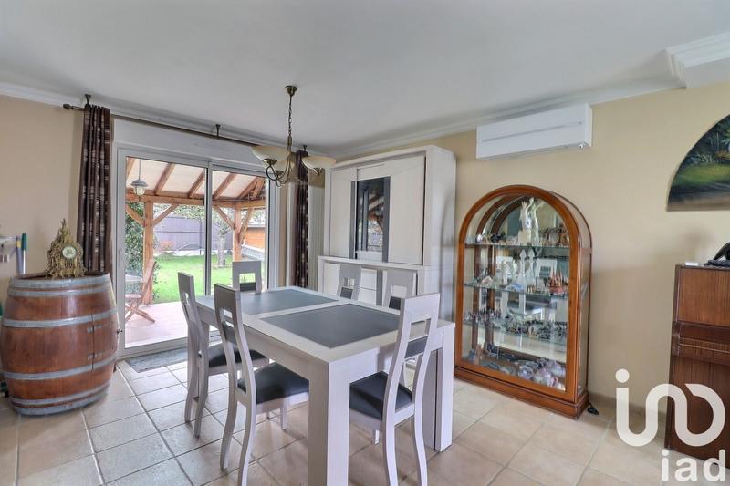 Maison - 150 m² - 8 pièces