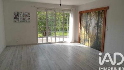 Maison - 94 m² - 3 pièces