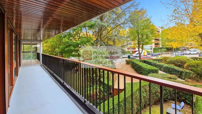 Appartement - 94 m² - 4 pièces