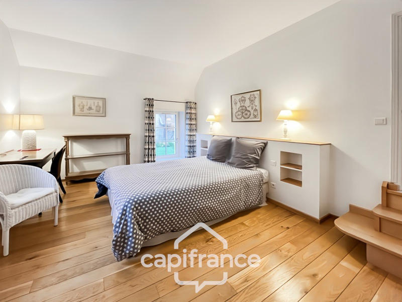 Propriété - 279 m² - 9 pièces