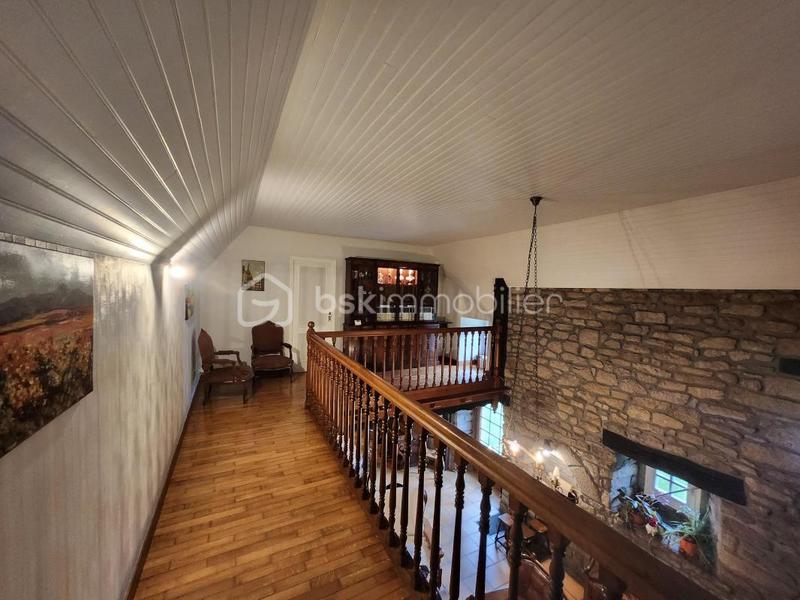 Maison en pierre - 187 m² - 7 pièces