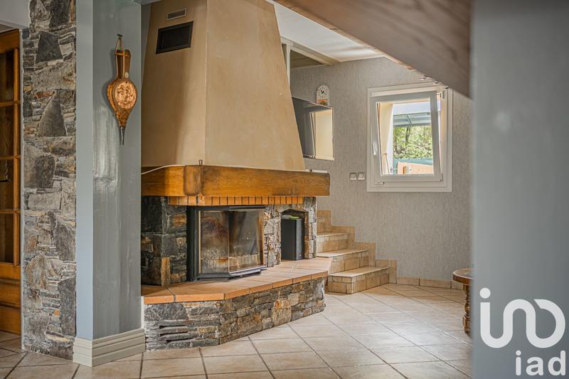 Maison - 180 m² - 7 pièces