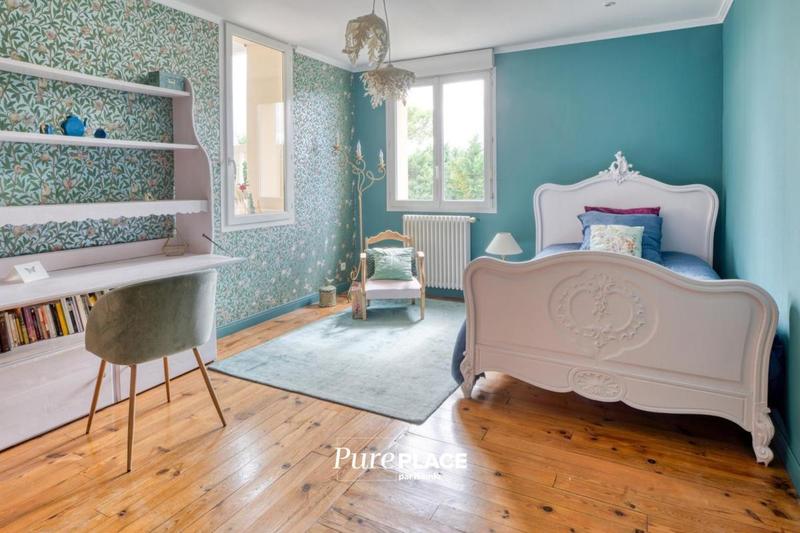 Maison - 390 m² - 7 pièces