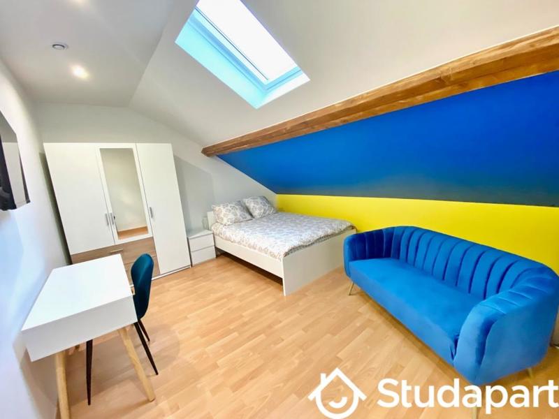 Chambre - 11 m² - 1 pièce