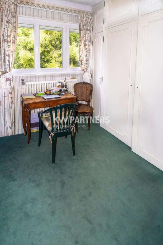 Maison - 142 m² - 9 pièces