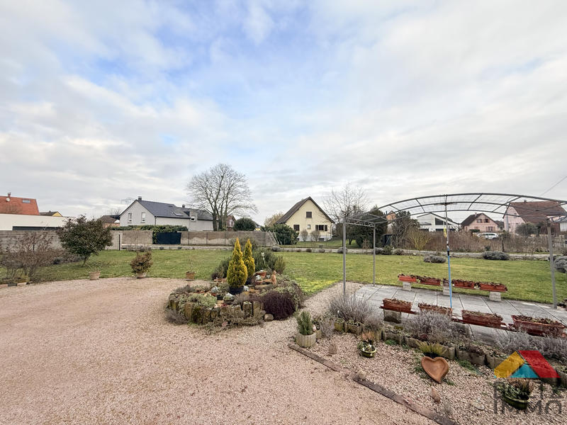 Maison de village - 182 m² - 8 pièces