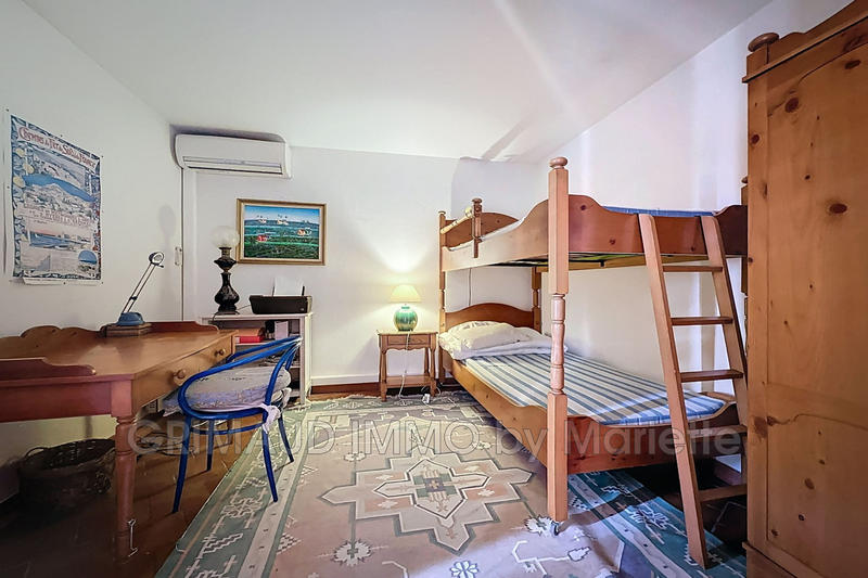 Villa - 153 m² - 6 pièces