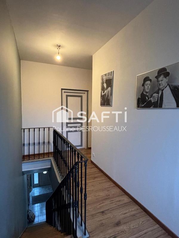 Maison - 215 m² - 8 pièces