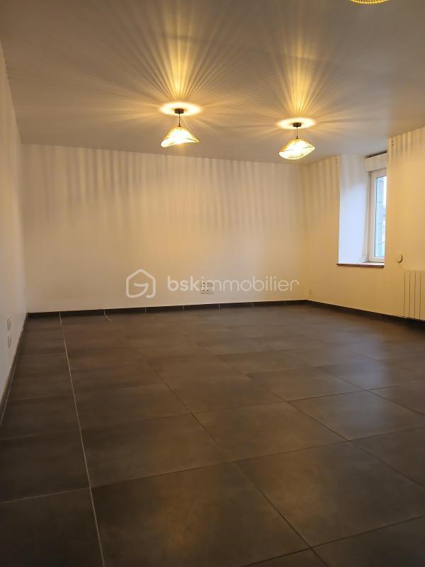 Maison - 180 m² - 7 pièces