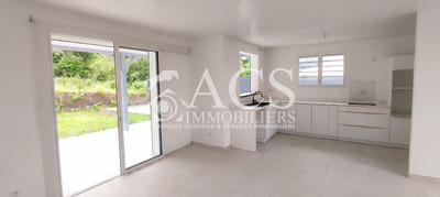 Maison - 89 m² - 4 pièces