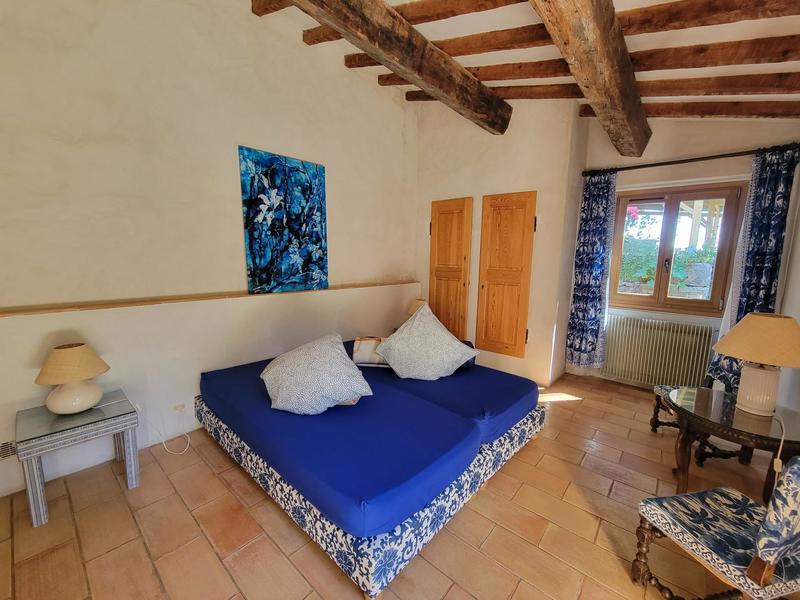 Maison - 500 m² - 17 pièces