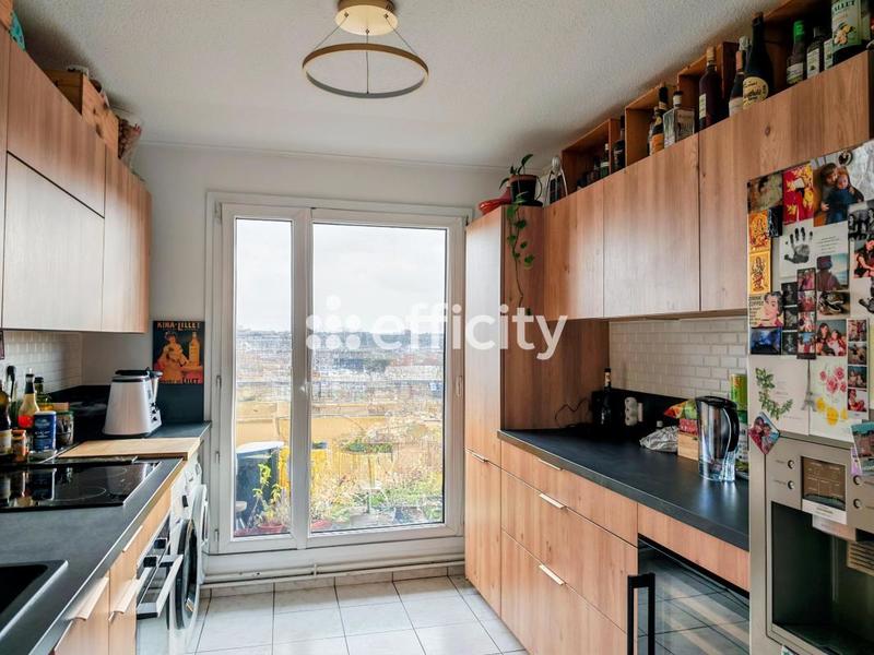 Appartement - 100 m² - 5 pièces