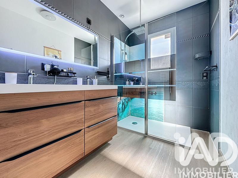 Maison - 84 m² - 5 pièces