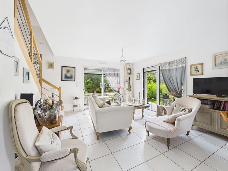 Maison - 101 m² - 5 pièces