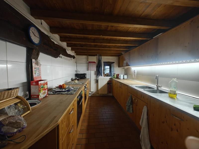 Propriété - 225 m² - 17 pièces