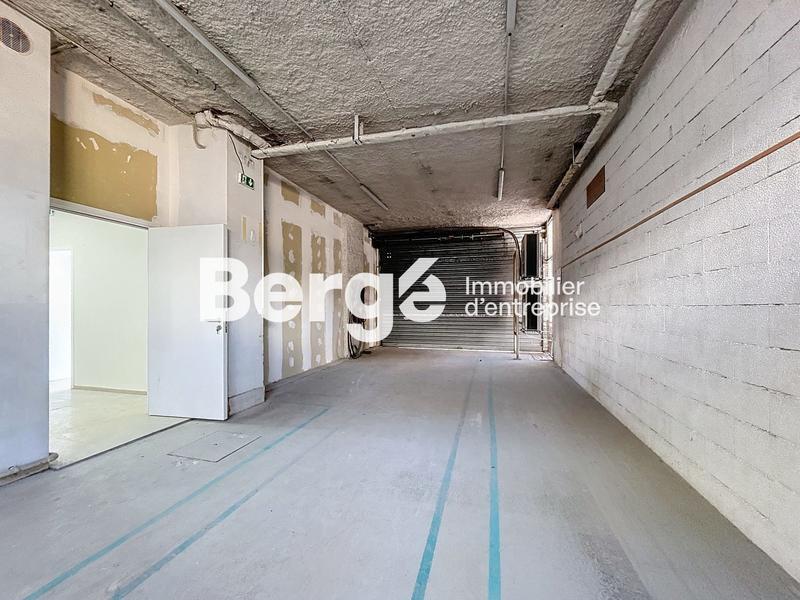 Local commercial - 394 m²