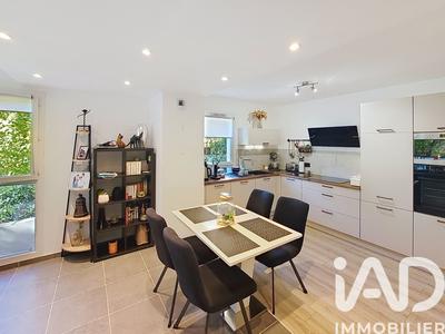 Appartement - 80 m² - 3 pièces