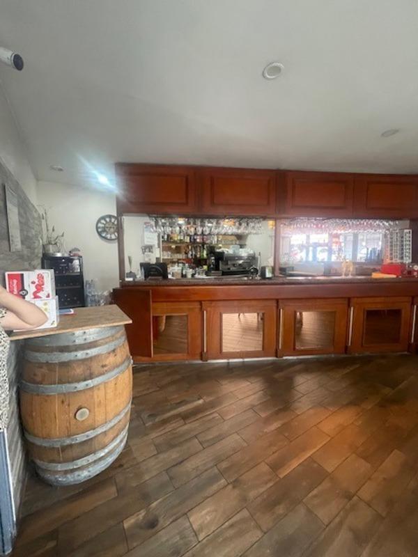 Fonds de commerce - 1 400 m²