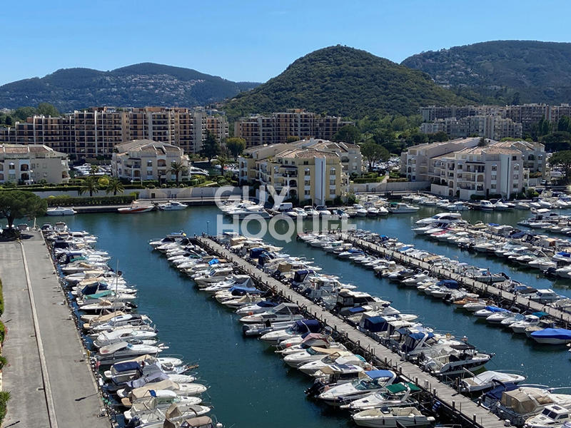 Appartement - 110 m² - 4 pièces