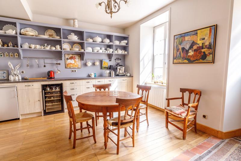 Maison - 295 m² - 10 pièces