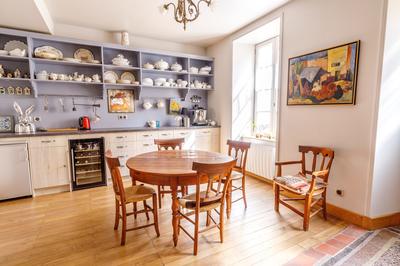 Maison - 295 m² - 10 pièces