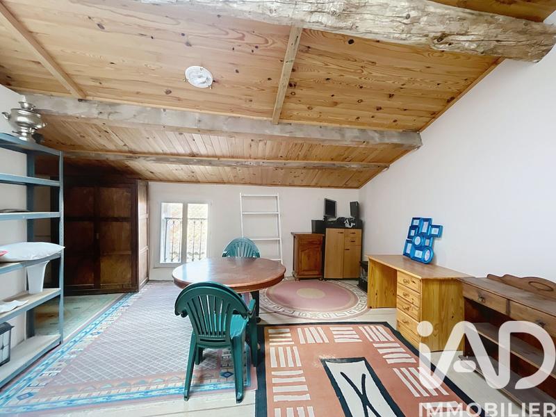 Maison - 280 m² - 8 pièces