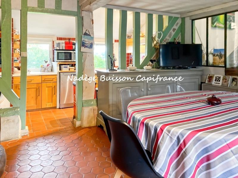 Maison traditionnelle - 140 m² - 7 pièces