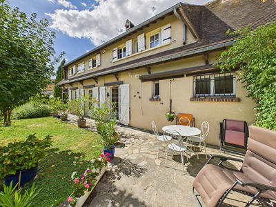 Maison - 190 m² - 7 pièces