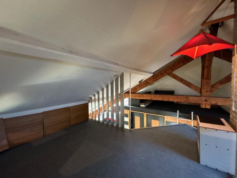 Appartement - 100 m² - 3 pièces