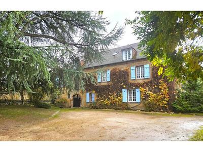 Propriété - 383 m² - 12 pièces