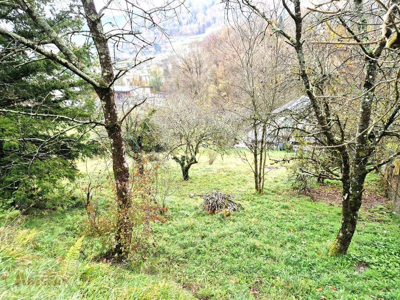 Terrain constructible - 940 m²