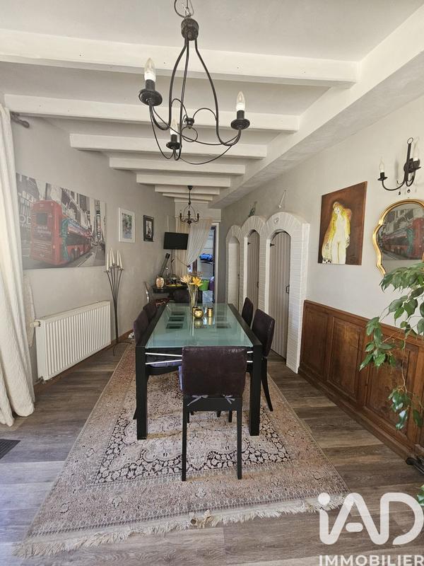 Maison - 371 m² - 11 pièces