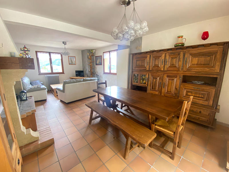 Maison - 127 m² - 6 pièces