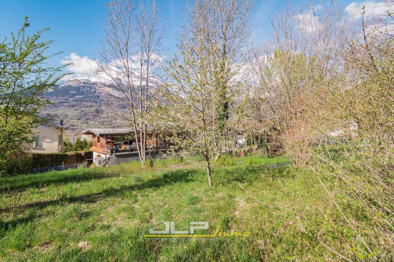 Terrain - 679 m²
