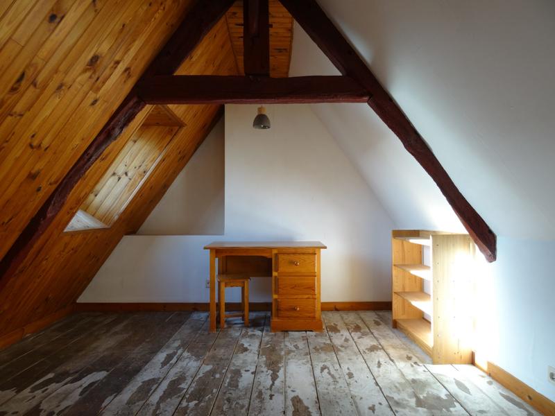 Maison - 96 m² - 6 pièces