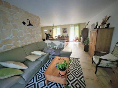 Maison - 108 m² - 4 pièces