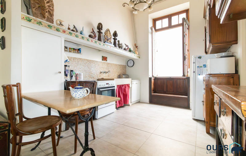 Appartement - 112 m² - 5 pièces