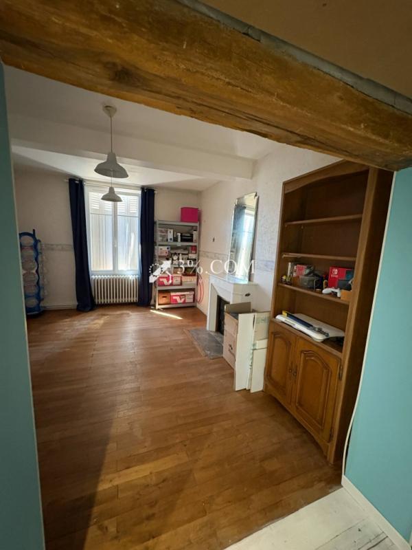 Maison - 258 m² - 10 pièces