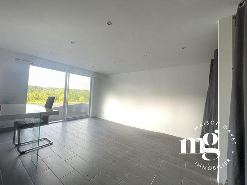 Maison - 164 m² - 5 pièces