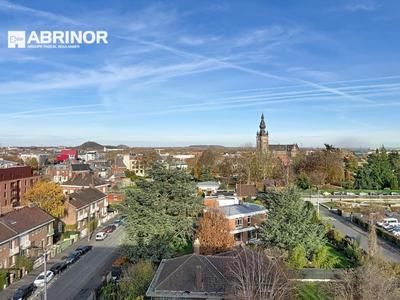 Appartement - 101 m² - 3 pièces