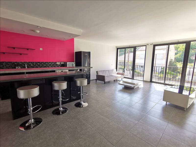 Appartement - 65 m² - 3 pièces