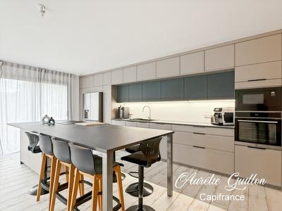 Maison - 105 m² - 5 pièces