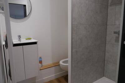 Local commercial - 42 m² - 2 pièces