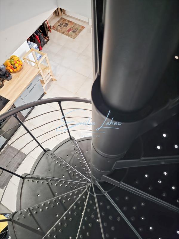 Immeuble - 92 m² - 6 pièces