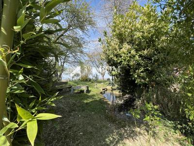 Terrain de loisirs - 1 523 m²