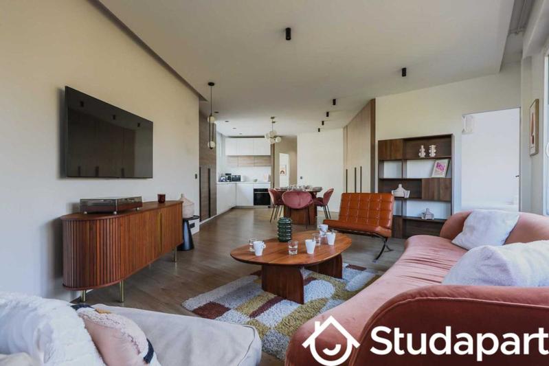 Appartement - 85 m² - 3 pièces